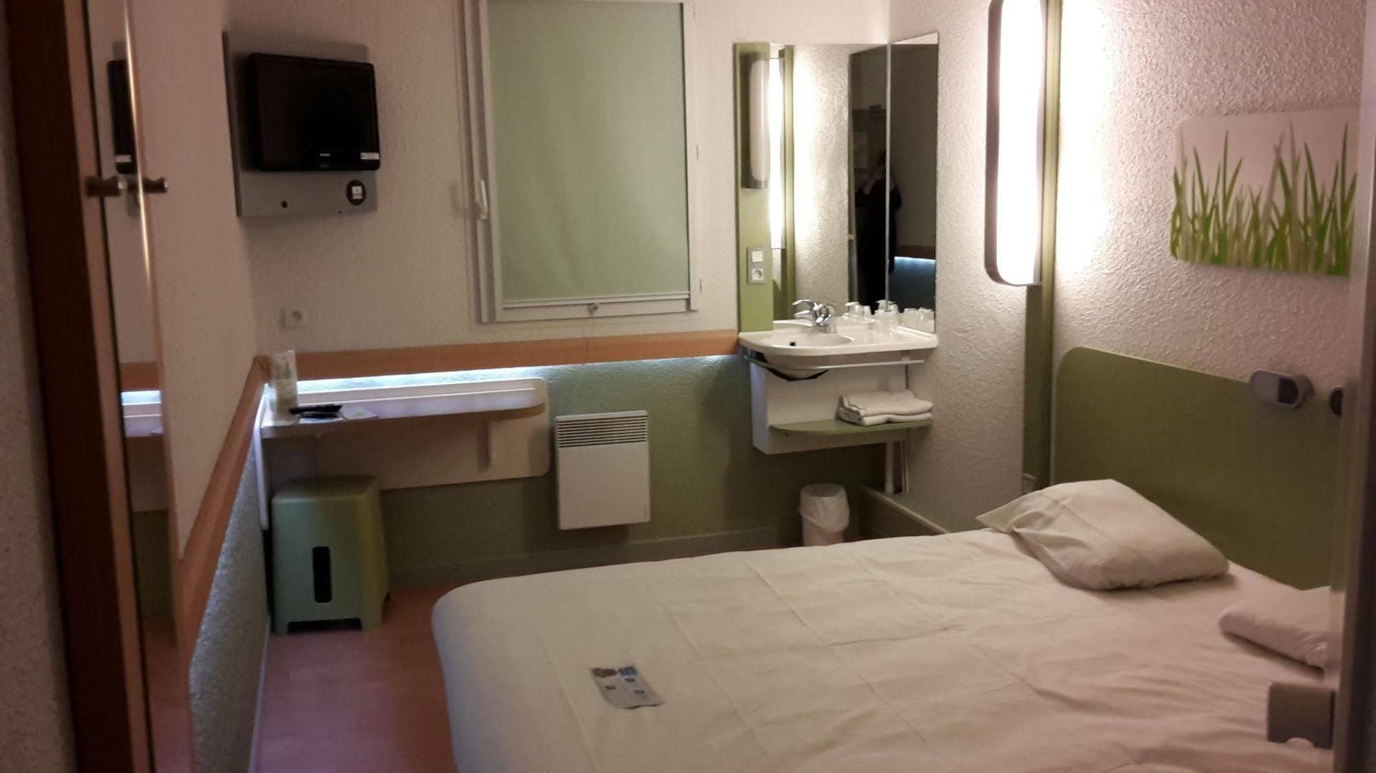 B&B Hotel Chateauroux A20 L'Occitane Déols Екстериор снимка